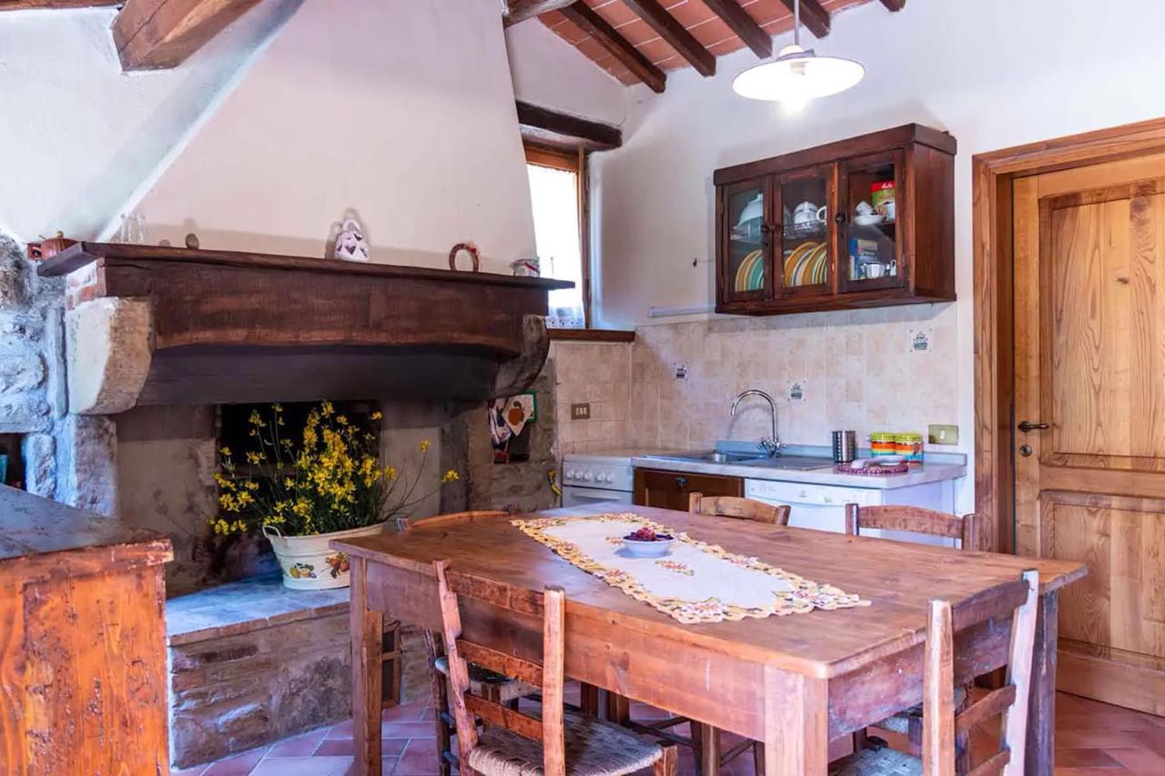 Agriturismo Con Piscina In Toscana, Tribbiano Arezzo Extérieur photo